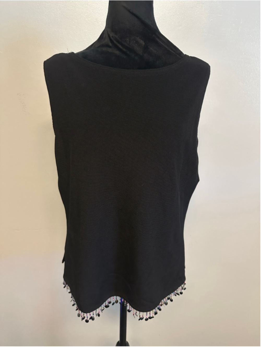 Ronni Nicole Black Beaded Tank Top Women’s Size Large Black Boxy